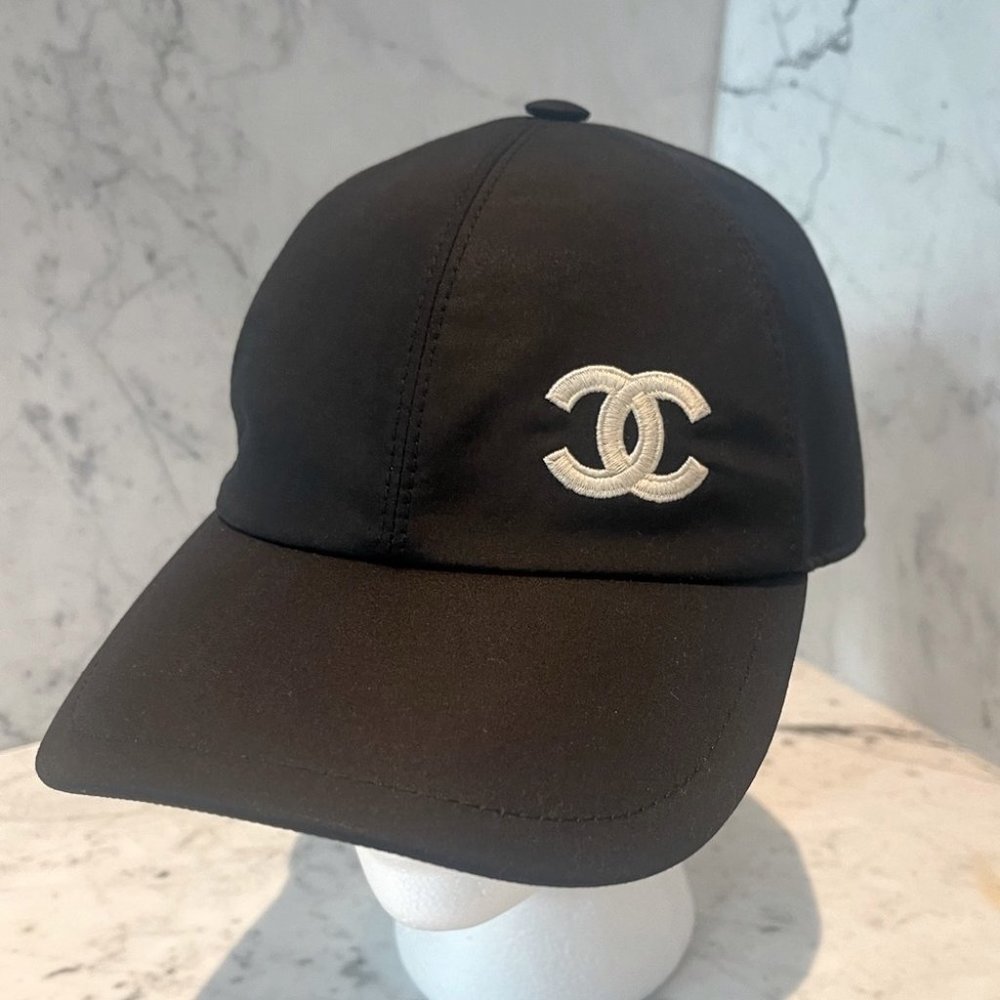 Chanel Black CC logo cap